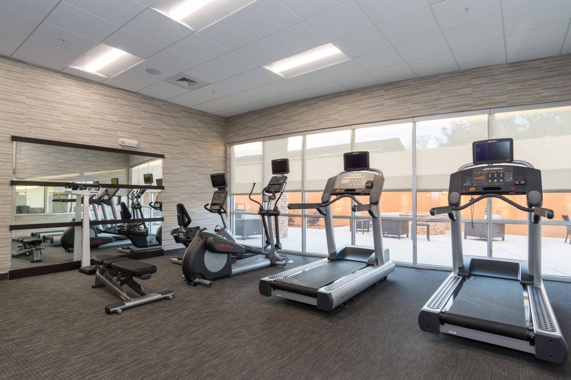 Courtyard By Marriott Fayetteville Fort Liberty - Spring Lake Zewnętrze zdjęcie