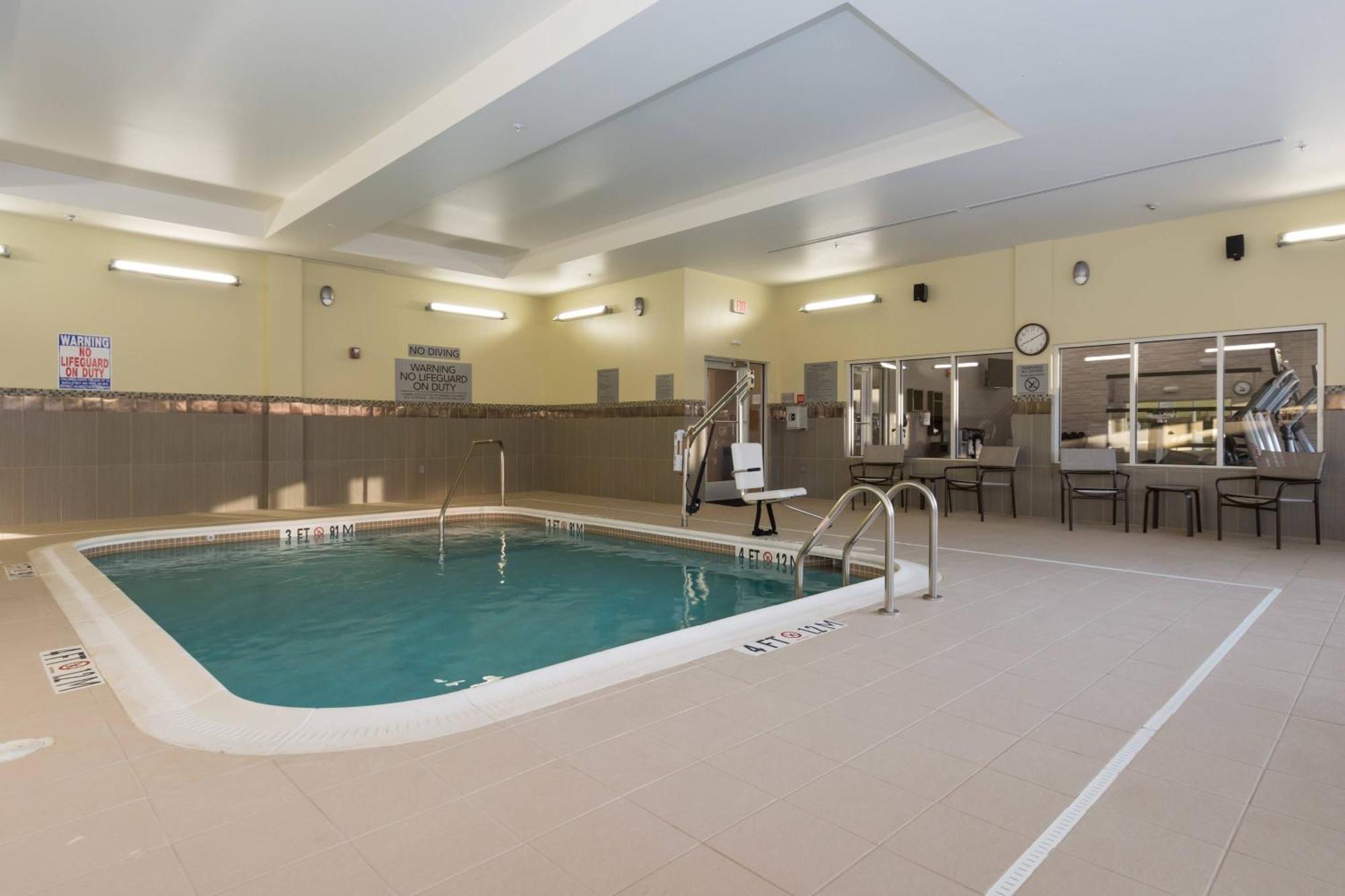 Courtyard By Marriott Fayetteville Fort Liberty - Spring Lake Zewnętrze zdjęcie