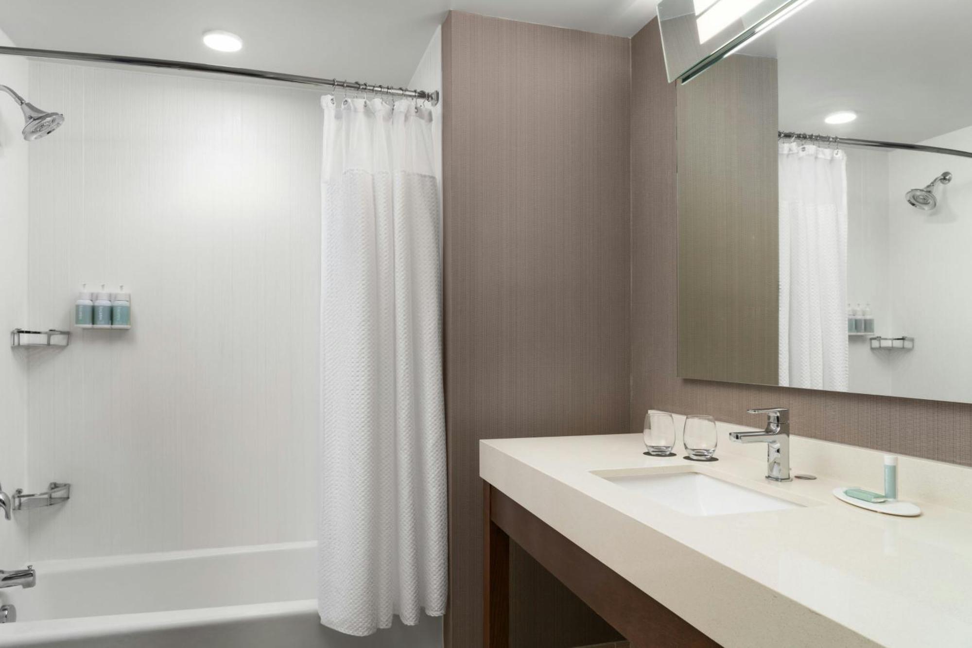 Courtyard By Marriott Fayetteville Fort Liberty - Spring Lake Zewnętrze zdjęcie