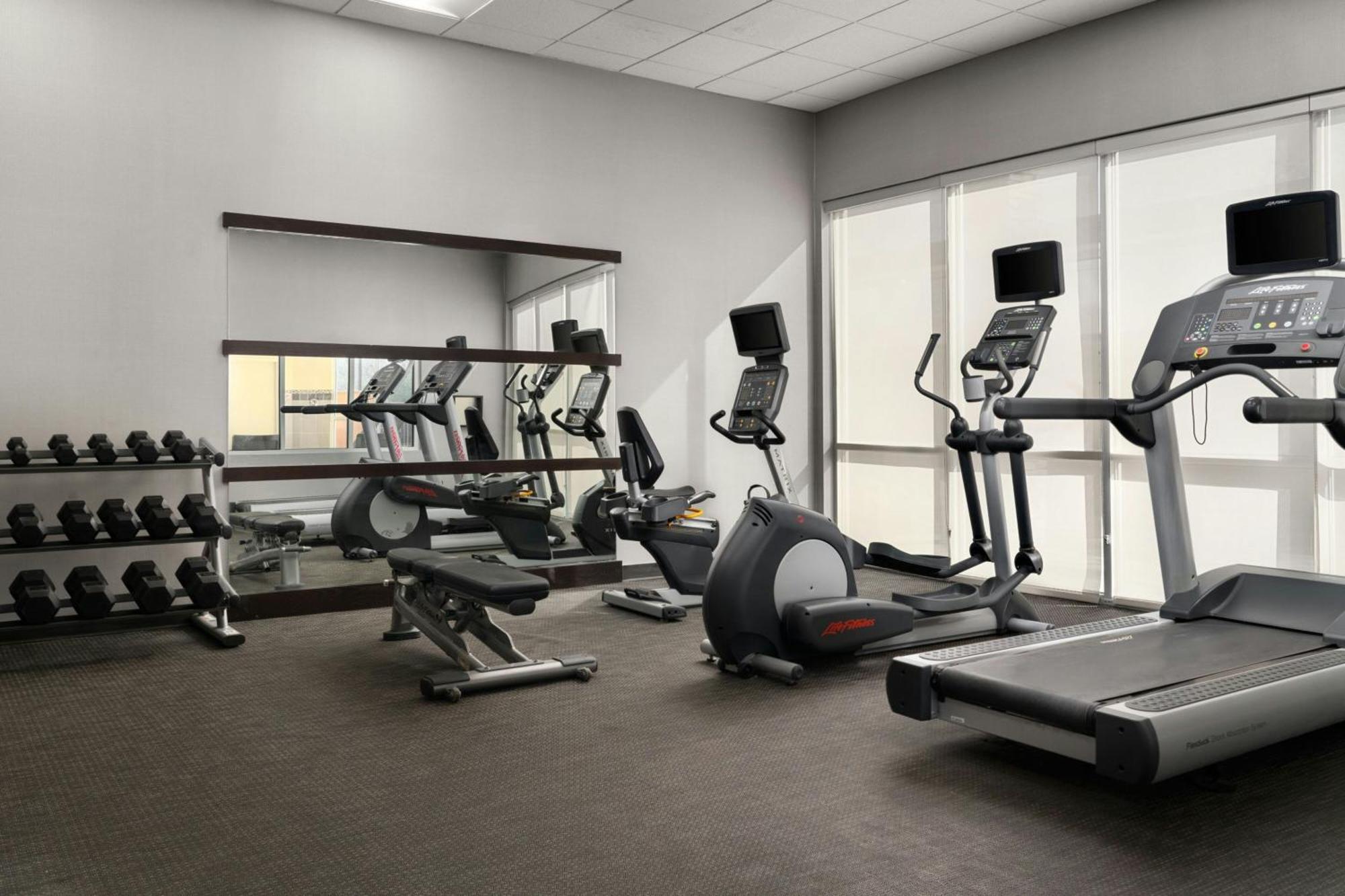 Courtyard By Marriott Fayetteville Fort Liberty - Spring Lake Zewnętrze zdjęcie