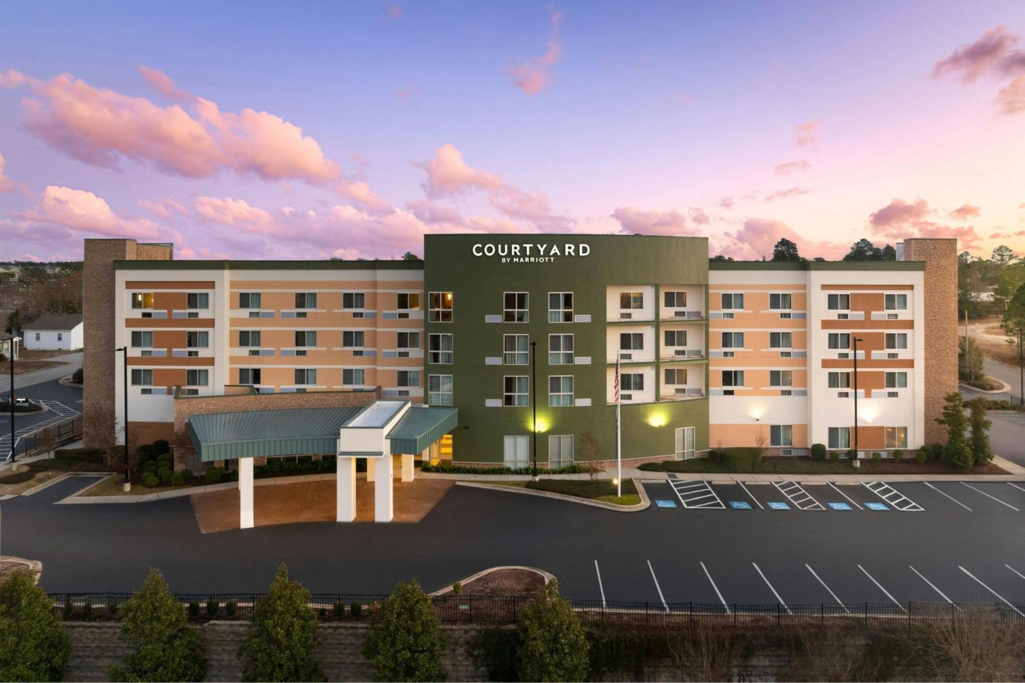 Courtyard By Marriott Fayetteville Fort Liberty - Spring Lake Zewnętrze zdjęcie