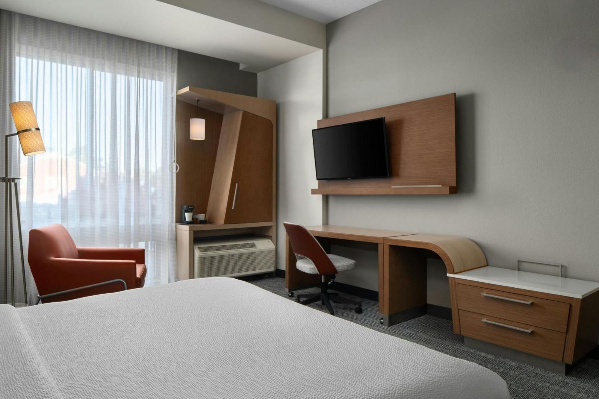 Courtyard By Marriott Fayetteville Fort Liberty - Spring Lake Zewnętrze zdjęcie