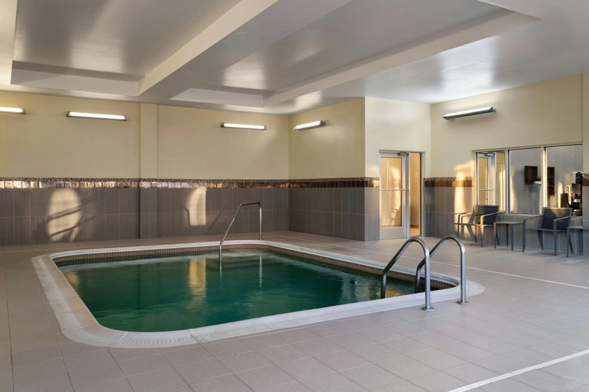 Courtyard By Marriott Fayetteville Fort Liberty - Spring Lake Zewnętrze zdjęcie