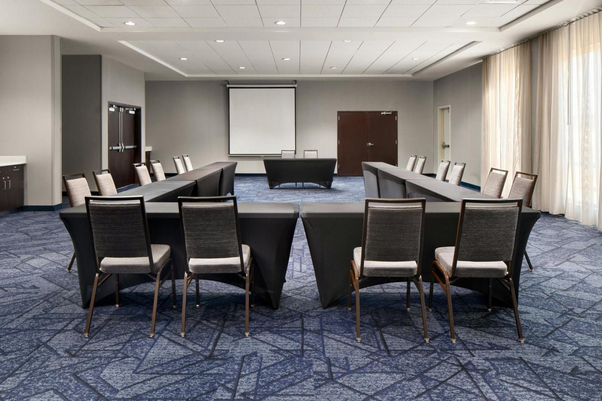 Courtyard By Marriott Fayetteville Fort Liberty - Spring Lake Zewnętrze zdjęcie